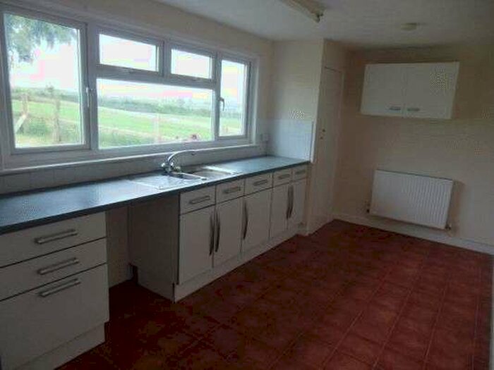 2 Bedroom Property To Rent In Dingestow, Monmouth, NP25