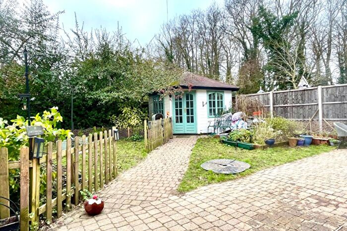 2 Bedroom Barn Conversion For Sale In High Wych, Hertfordshire, Sawbridgeworth, CM21