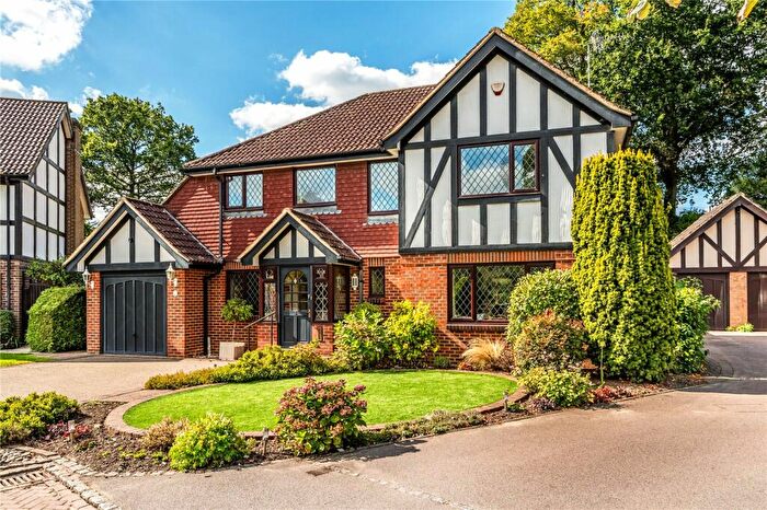 4 Bedroom Detached House For Sale In Wesley Close, Reigate, Surrey, RH2