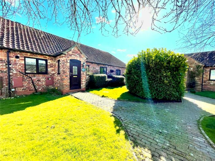 2 Bedroom Bungalow For Sale In Cropwell Manor Court, Cropwell Bishop, Nottingham, Nottinghamshire, NG12