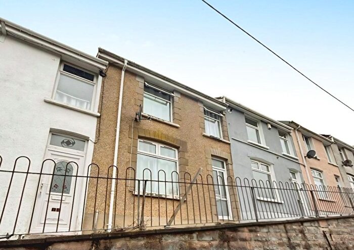 2 Bedroom Terraced House To Rent In Bedw Road, Bedlinog, Treharris, CF46