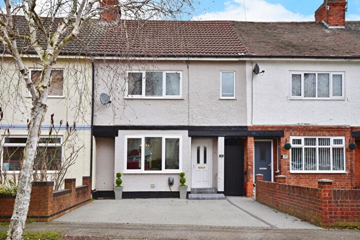 3 Bedroom Terraced House For Sale In The Paddock, Hull, HU4