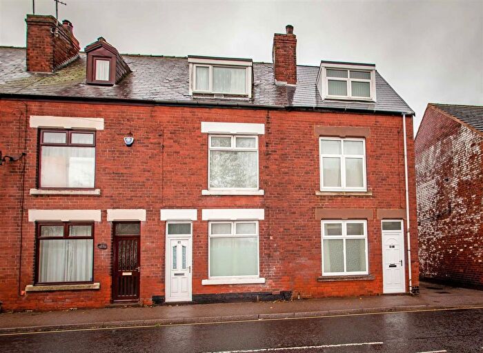 2 Bedroom End Terrace House To Rent In North Road, Clowne, S43