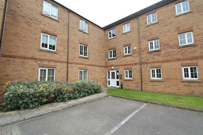 2 Bedroom Apartment To Rent In Chandlers Court, Hull, HU9