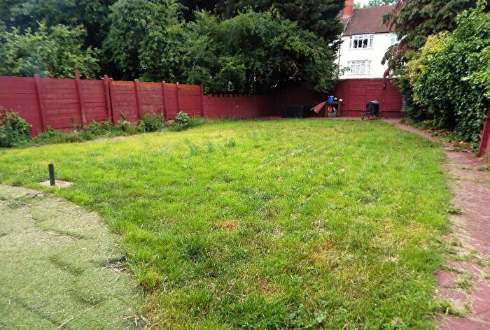 1 Bedroom Flat For Sale In Watford Way, Hendon, London, NW4