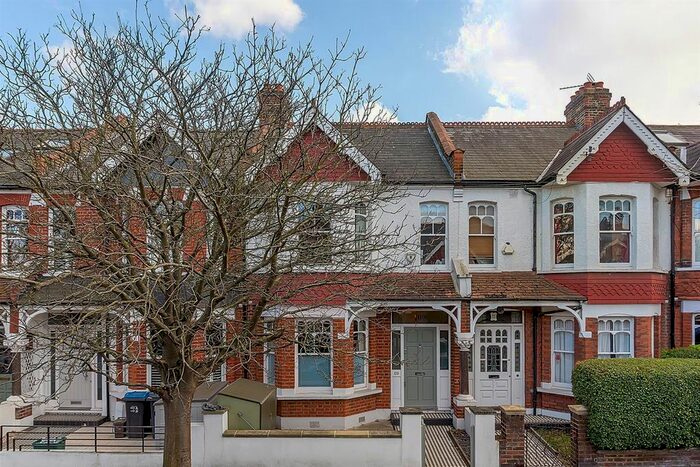 4 Bedroom Property To Rent In Revelstoke Road, London, SW18