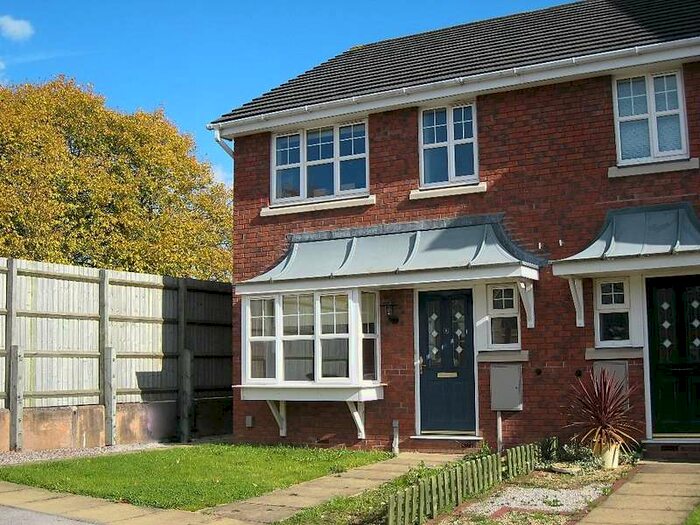3 Bedroom Detached House To Rent In Oulton Road Stone, ST15
