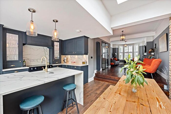 5 Bedroom Terraced House For Sale In Westbourne Street, Hove, BN3