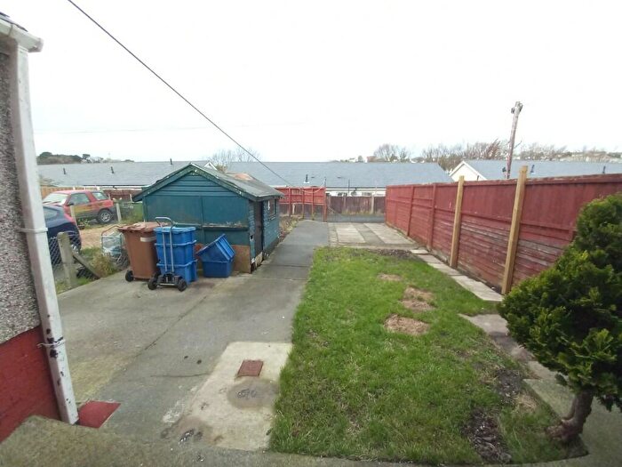 3 Bedroom End Of Terrace House For Sale In Bangor, Gwynedd, LL57