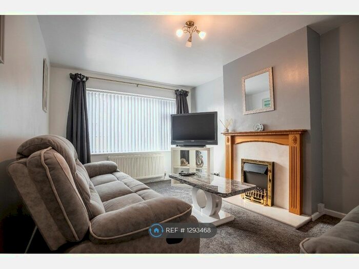 3 Bedroom Semi-Detached House To Rent In Arden Close, Meriden, Coventry CV7