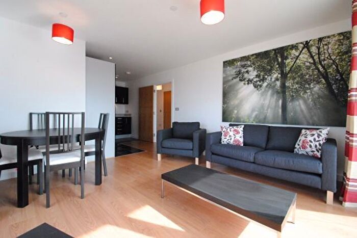 1 Bedroom Flat To Rent In City Peninsula, Barge Walk, London, SE10