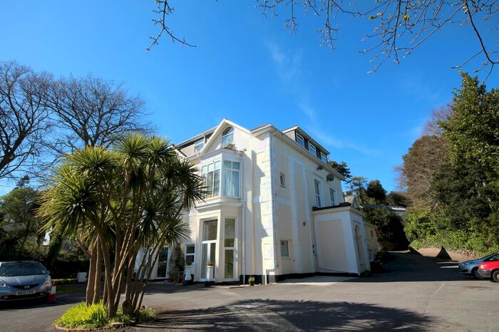 2 Bedroom Flat To Rent In Middle Warberry Road, Torquay, TQ1