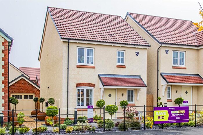 3 Bedroom Detached House For Sale In Stoke Albany Road, Desborough, NN14