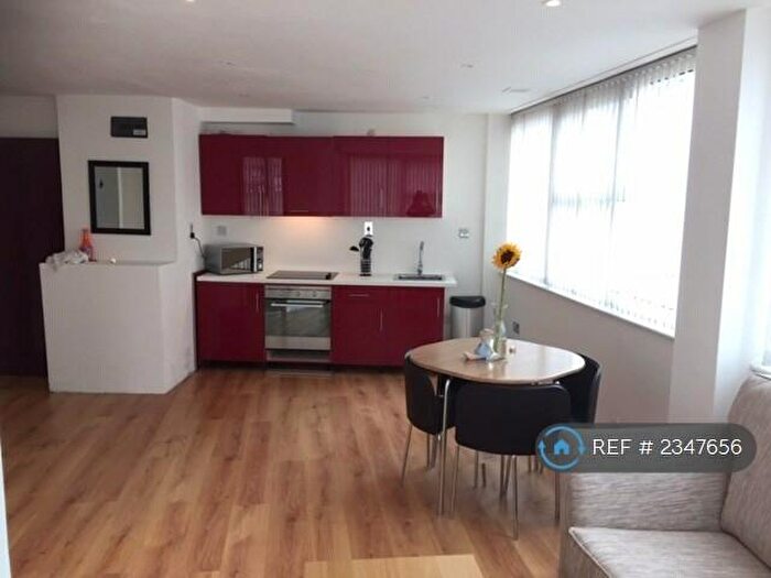 2 Bedroom Flat To Rent In Keswick House, Leicester, LE1