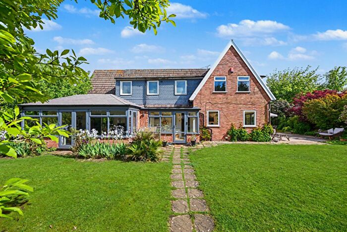 4 Bedroom Detached House For Sale In Livingstone Avenue, Long Lawford, CV23