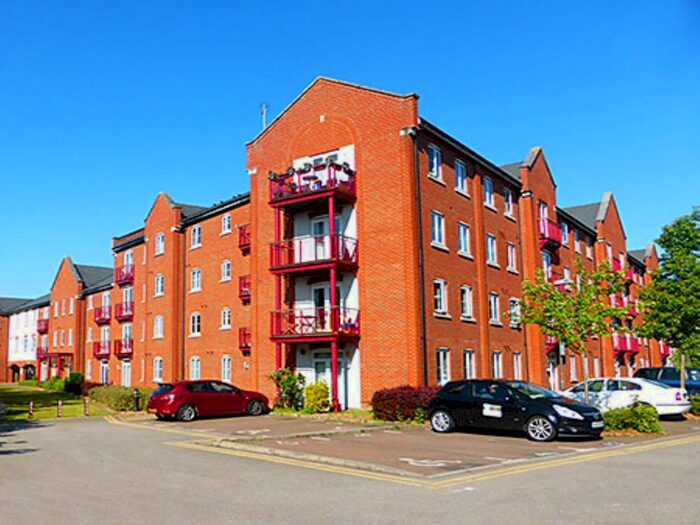1 Bedroom Flat To Rent In Coxhill Way, Aylesbury, HP21