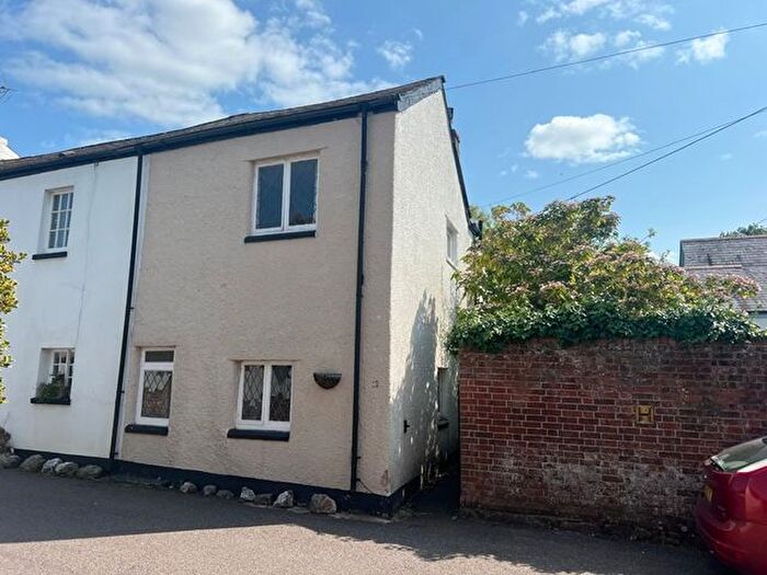 2 Bedroom Cottage To Rent In Longmeadow Road, Lympstone, Exmouth, EX8