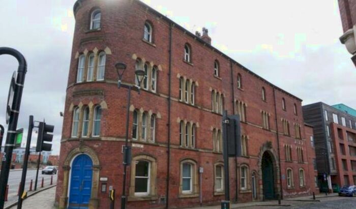1 Bedroom Flat To Rent In The Chandlers, Leeds, LS2
