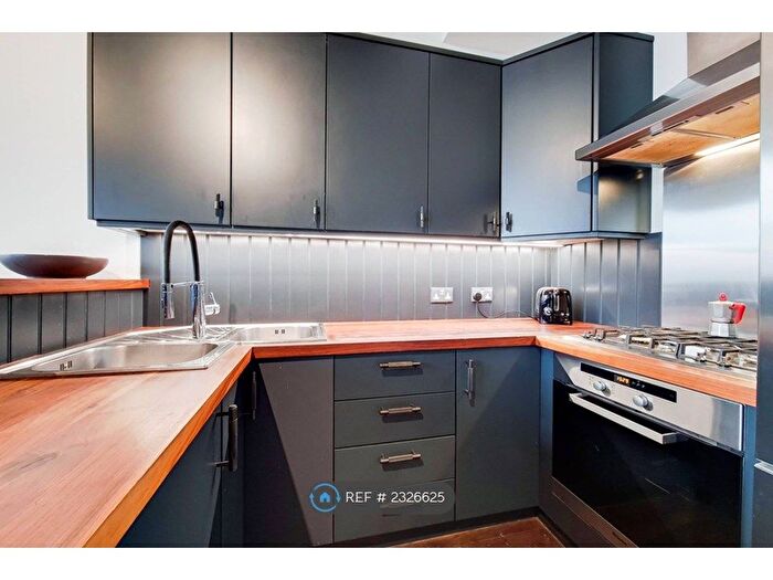 1 Bedroom Flat To Rent In Cathcart Road, London, SW10