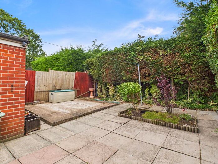 2 Bedroom Detached Bungalow For Sale In Queensferry Gardens, Allenton, DE24