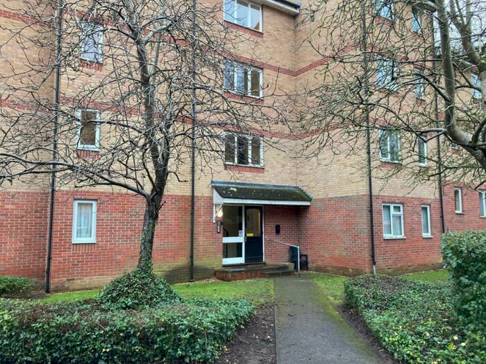 1 Bedroom Apartment To Rent In Sudbury, CO10