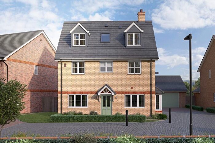 4 Bedroom Detached House For Sale In Arlesey Road, Stotfold, SG5
