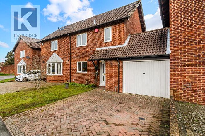 3 Bedroom Semi-Detached House For Sale In Alsom Avenue, Worcester Park, KT4