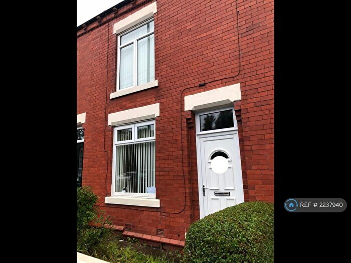 3 Bedroom Terraced House To Rent In Park Lane, Oldham, OL8