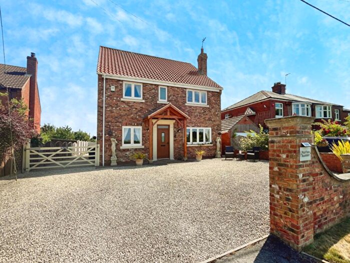 4 Bedroom Detached House For Sale In Sparrowcroft Lane, Blacktoft, Goole, DN14