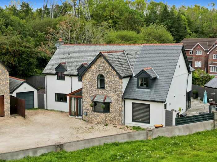 4 Bedroom Detached House For Sale In Blacksmiths Way, Coedkernew, Newport, NP10