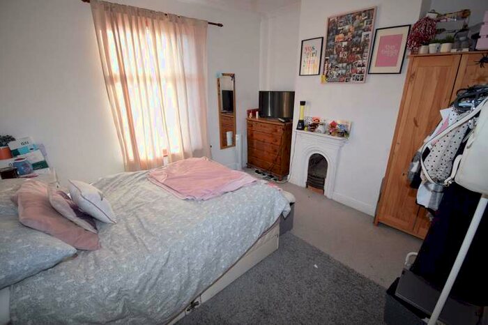 3 Bedroom Property To Rent In 37 Redshaw Street, DE1