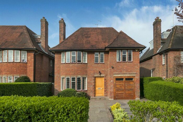 6 Bedroom Detached House To Rent In Kingsley Way, Hampstead Garden Suburb, N2