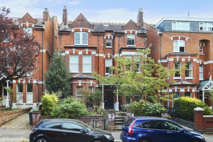 2 Bedroom Flat To Rent In Coolhurst Road, Crouch End, N8