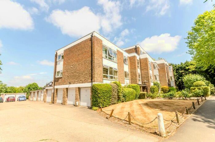 2 Bedroom Flat To Rent In Roxborough Avenue, Harrow On The Hill, Harrow, HA1