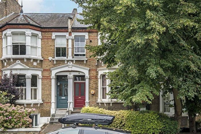 1 Bedroom Flat To Rent In Erlanger Road, New Cross, SE14