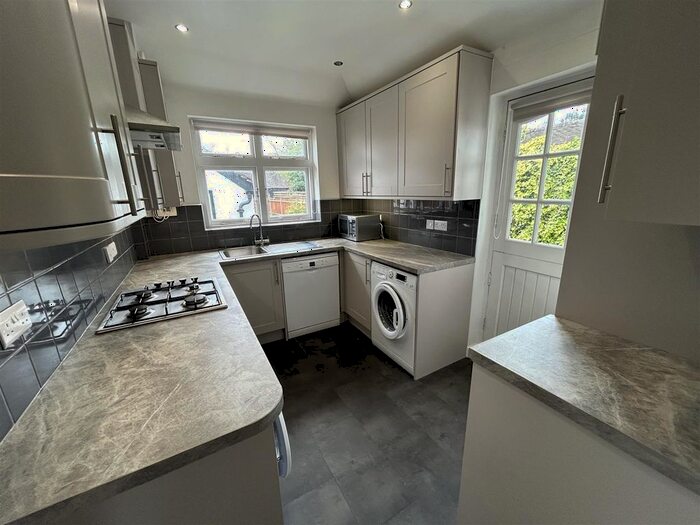 4 Bedroom Semi-Detached House To Rent In Queens Drive, London, W3