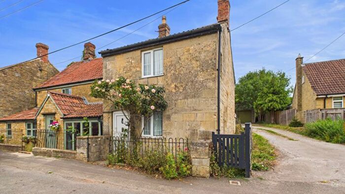 1 Bedroom Semi-Detached House For Sale In Main Street, Martock, TA12