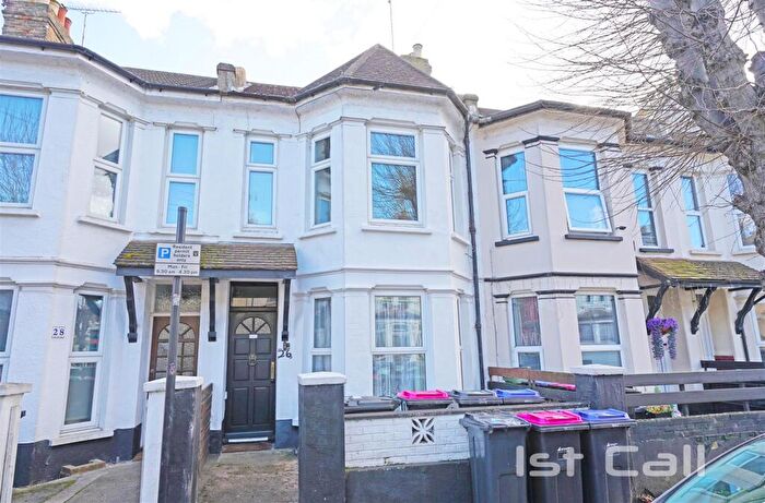 2 Bedroom Flat For Sale In St Anns Road, Southend On Sea, SS2