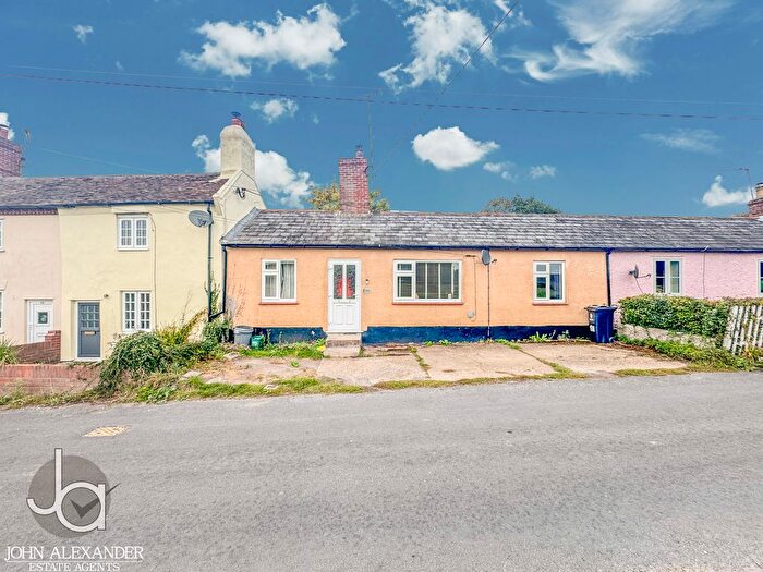 2 Bedroom Terraced Bungalow For Sale In Rectory Road, Little Oakley, CO12
