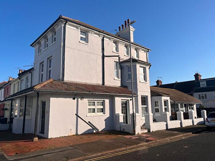 Studio To Rent In Latimer Road, Eastbourne, East Sussex, BN22