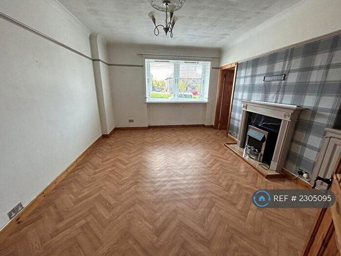 2 Bedroom Flat To Rent In North Anderson Drive, Aberdeen, AB16