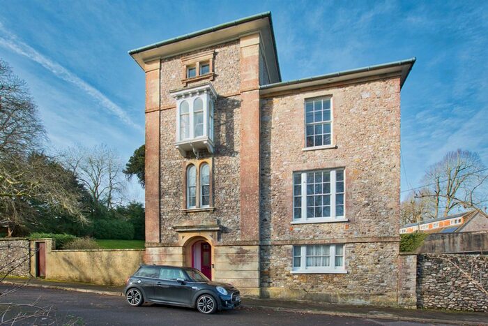 3 Bedroom Maisonette For Sale In Vicarage Hill, Combe St. Nicholas, Chard, TA20