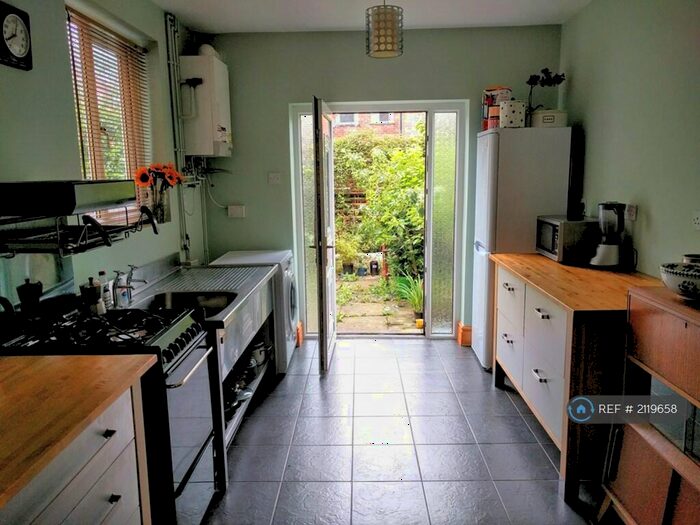 3 Bedroom Terraced House To Rent In Cranbourne Road, Old Trafford, Manchester, M16