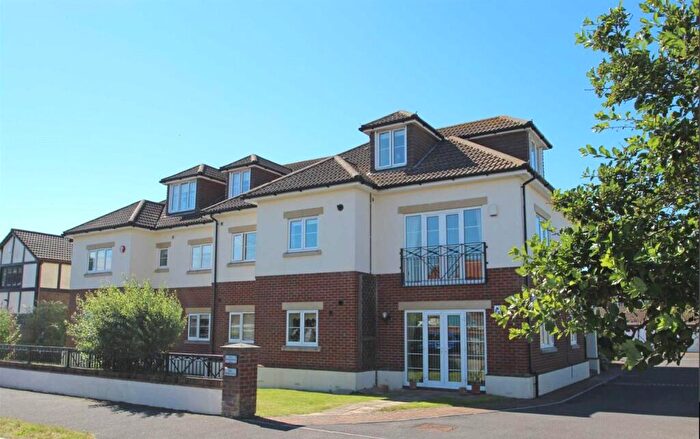 2 Bedroom Apartment For Sale In Brook House, Barton Wood Road, Barton On Sea, Hampshire, BH25
