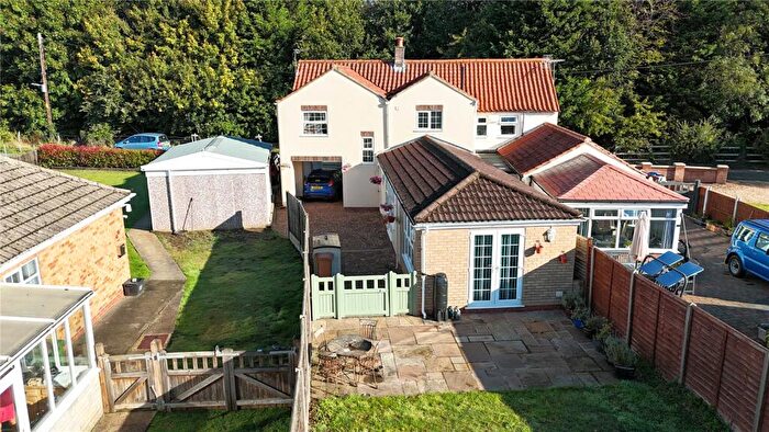 3 Bedroom Semi-Detached House For Sale In Brook Lane, Scawby Brook, Brigg, Lincolnshire, DN20