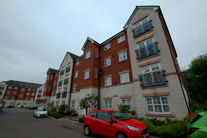 2 Bedroom Apartment To Rent In Astley Brook Close Bolton Lancashire, BL1