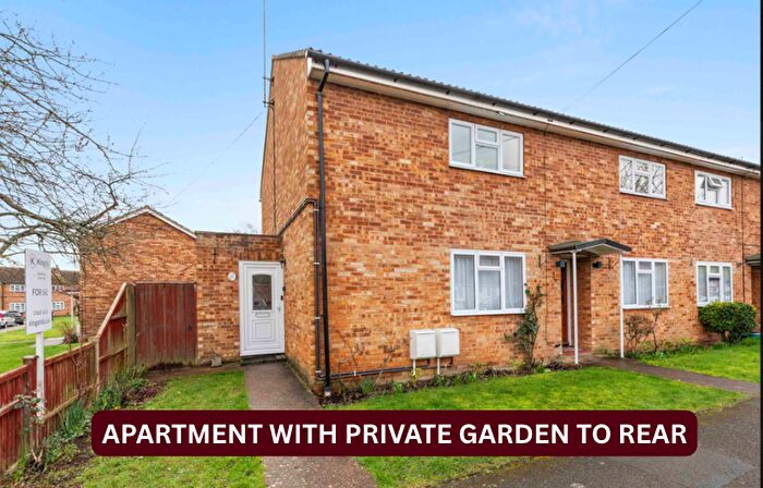 2 Bedroom Flat For Sale In Sandygate Road, Marlow, Buckinghamshire, SL7