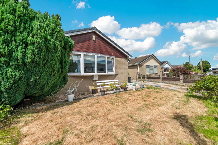 3 Bedroom Detached Bungalow For Sale In Meadow View, Skelmanthorpe, Huddersfield, HD8