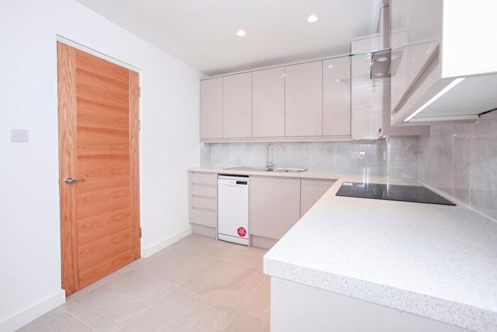 1 Bedroom Flat To Rent In Rochester Road, Kentish Town, NW1