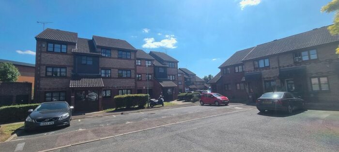 2 Bedroom Flat To Rent In Humber Road, Dartford, DA1